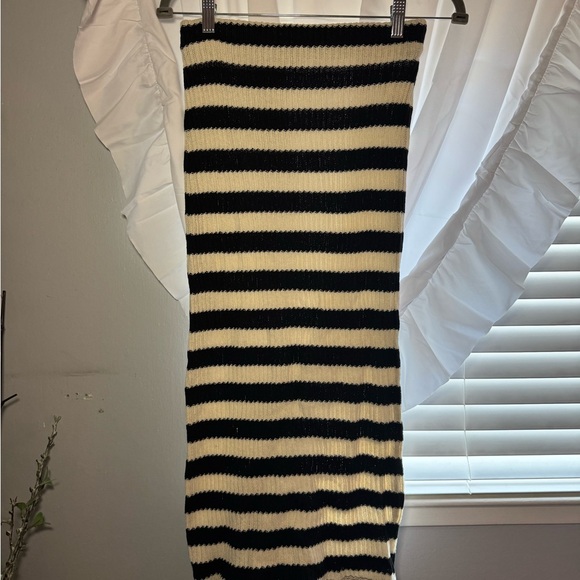 Zara Black and Cream Striped Pencil Skirt - Picture 1 of 4